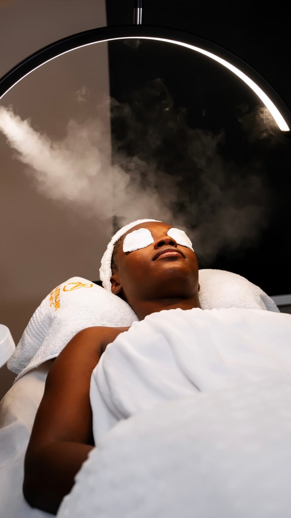 An aesthetics treatment in progress at BeautyKlinik